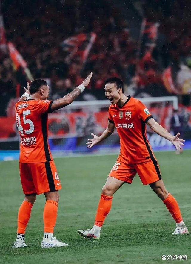 开云官网-包含重磅！上海海港赛前完成体检皇家社会围绕德甲战术微调，葡萄牙体育冲刺阶段绝杀压哨的词条